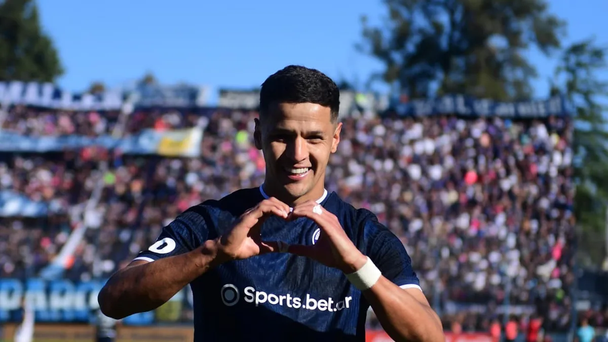 Alex Arce y Alfredo Berti siguen escribiendo la historia de Independiente Rivadavia