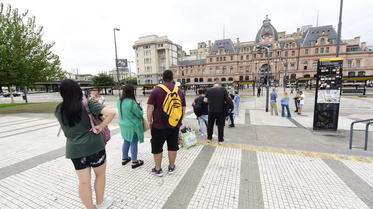 Crisis del transporte en el AMBA: caída de 30% en colectivos y presión por más subsidios