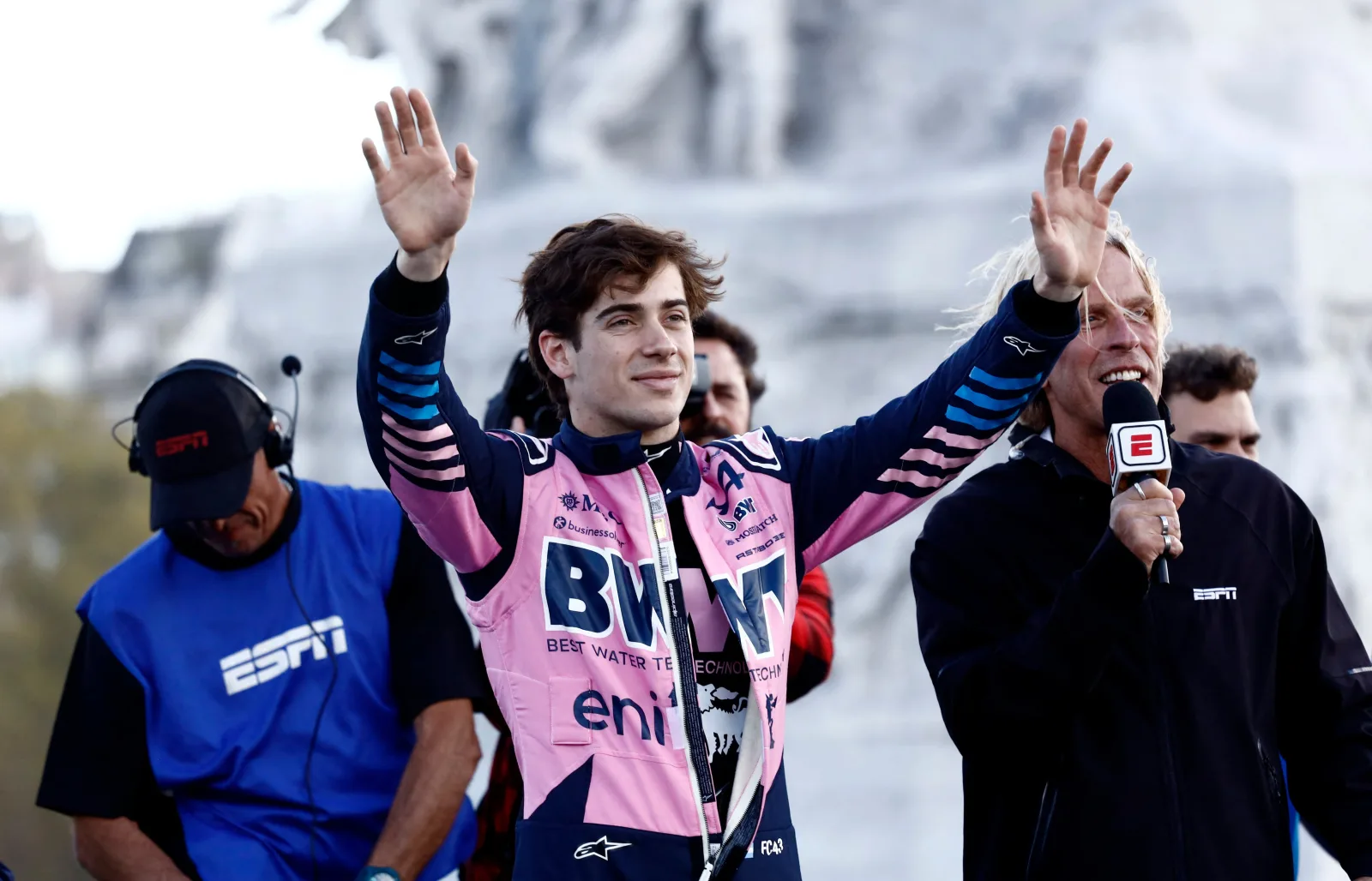 Franco Colapinto vivió un día histórico: 600 mil personas lo vieron manejar F1 en Buenos Aires