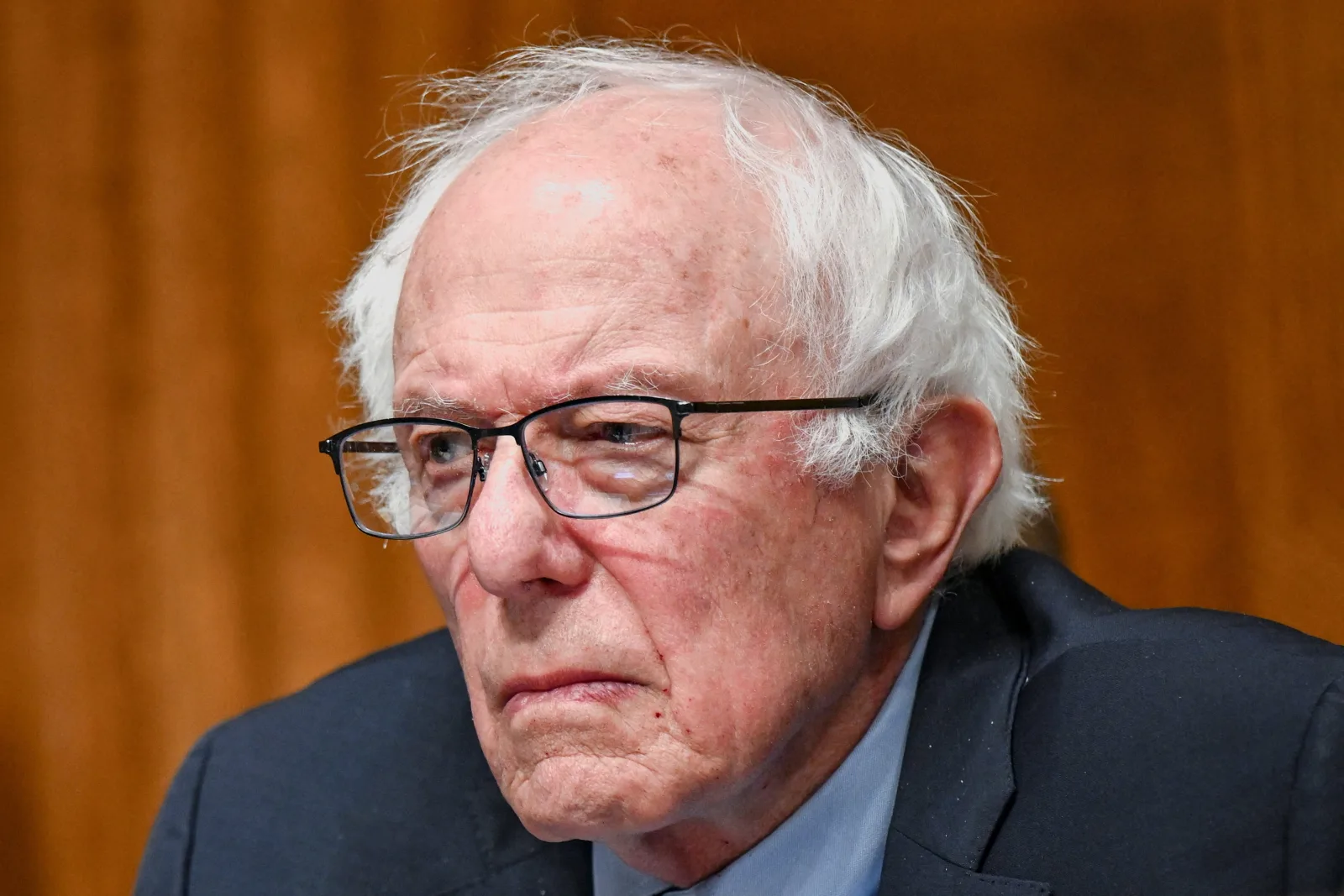 Sanders convoca debate urgente en el Senado sobre riesgos existenciales de la IA