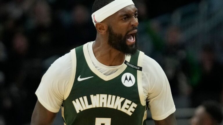 bobby-portis-re-signs-with-milwaukee-bucks-on-44-million-deal