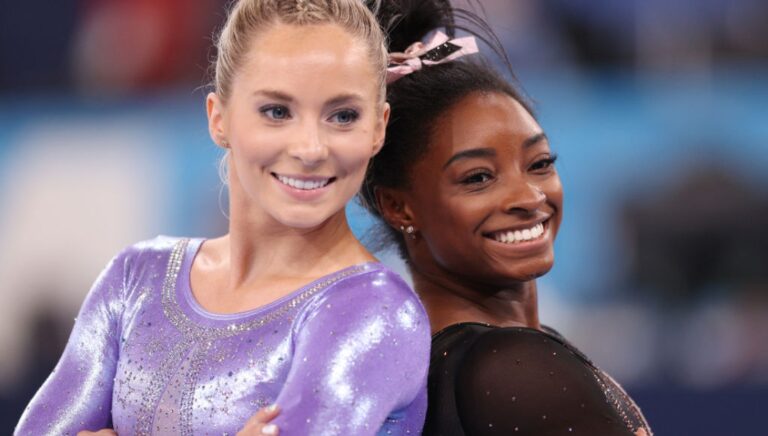olympian-mykayla-skinner-accuses-simone-biles-of-bullying