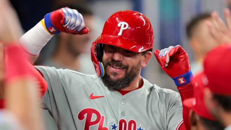 phillies-surge-in-nl-east-as-junior-caminero-powers-rays