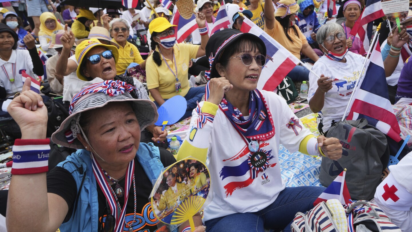 Protesters in Bangkok Demand Thai PM’s Resignation Over Leaked Call
