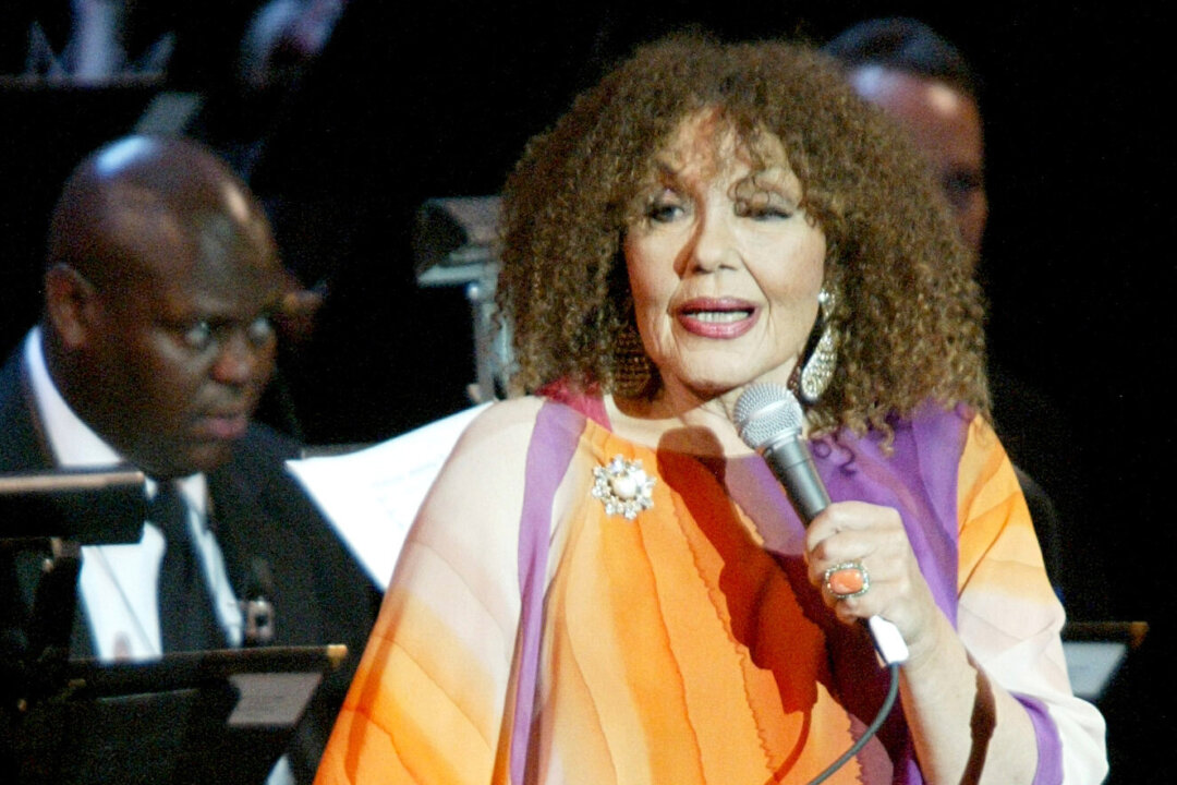 Acclaimed Jazz Singer Cleo Laine Passes Away at 97