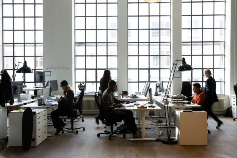 ai-in-workforce-management-a-growing-trend-with-risks