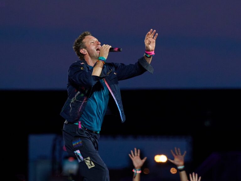astronomer-launches-urgent-investigation-after-viral-coldplay-video