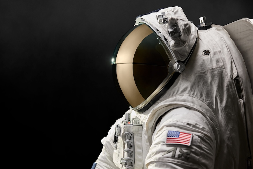 axiom-space-and-oakley-collaborate-on-innovative-lunar-visor