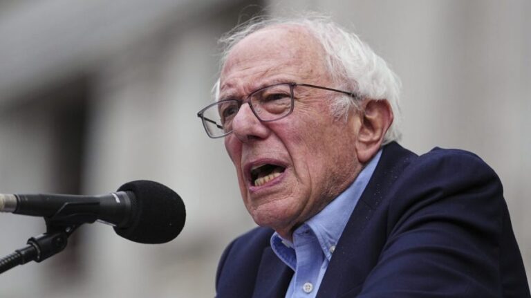 bernie-sanders-middle-class-claims-a-closer-look-at-economic-data