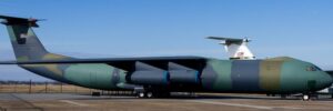 c-17-globemaster-iii-revolutionizing-airlift-with-stol-capabilities