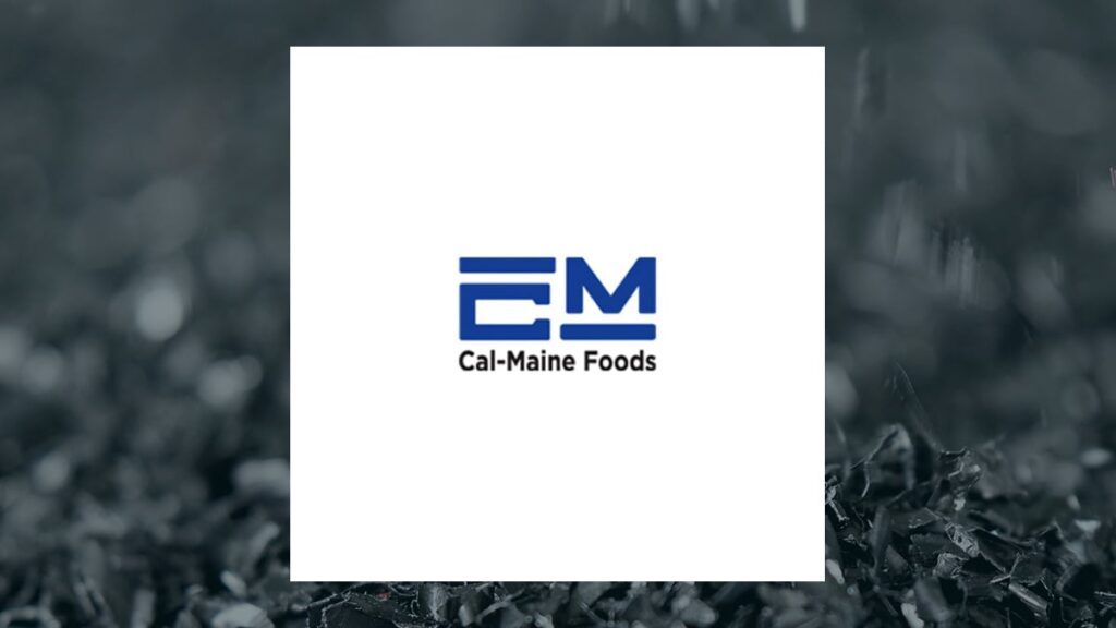cal-maine-foods-outperforms-dundee-in-key-financial-metrics