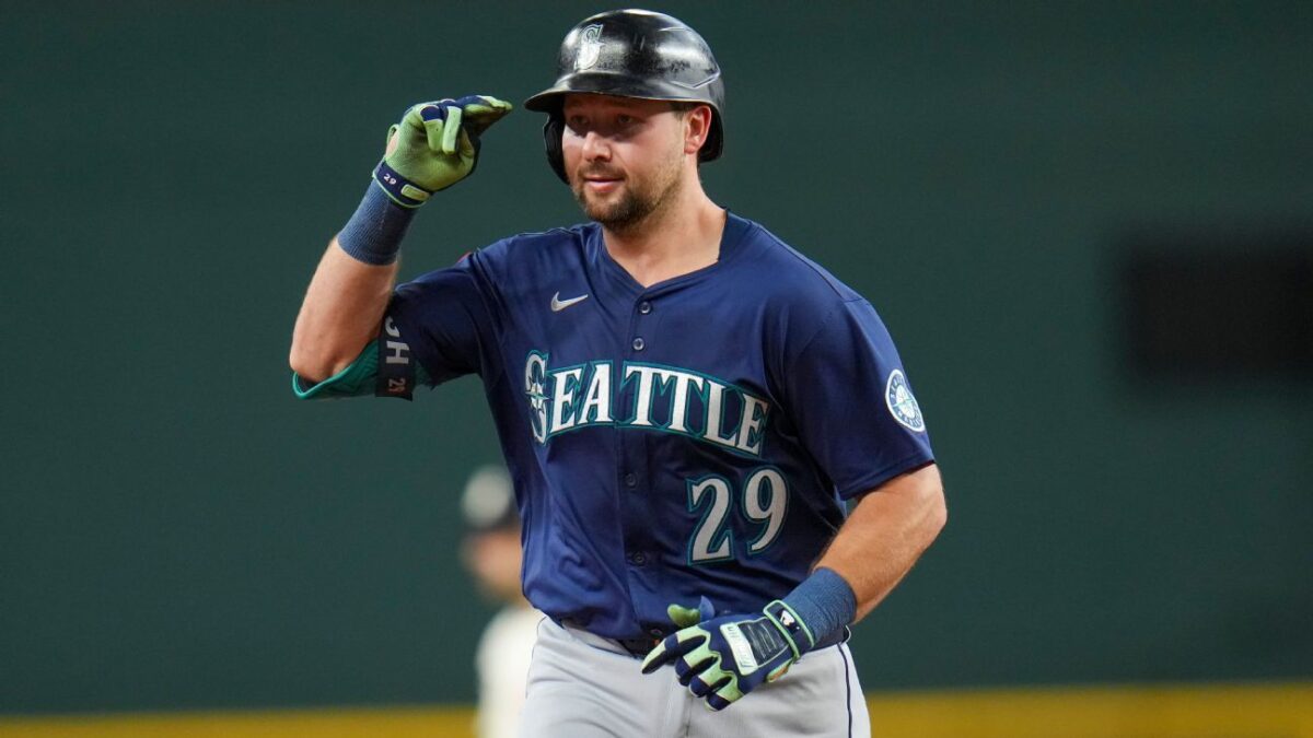 cal-raleigh-joins-team-usa-for-exciting-2026-world-baseball-classic