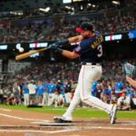 cal-raleigh-triumphs-at-2025-home-run-derby-with-family-support