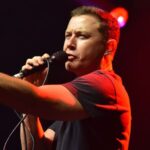 country-star-scotty-mccreery-mourns-loss-of-two-grandmothers