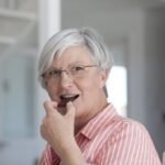 dark-chocolate-and-almonds-a-sweet-solution-to-lower-cholesterol