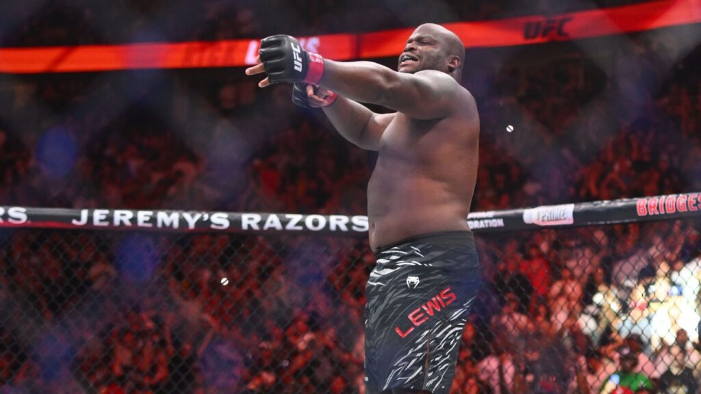 derrick-lewis-scores-quick-ko-against-teixeira-in-nashville