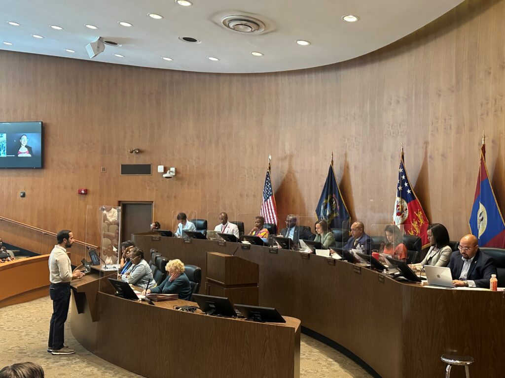 detroit-eases-licensing-rules-to-support-small-business-growth