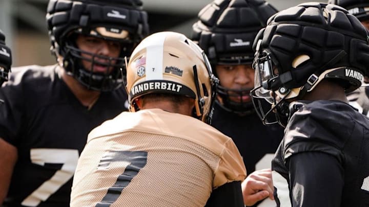 drew-dickey-aims-for-backup-quarterback-spot-at-vanderbilt