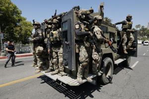 federal-agents-mobilize-in-macarthur-park-amid-budget-cuts