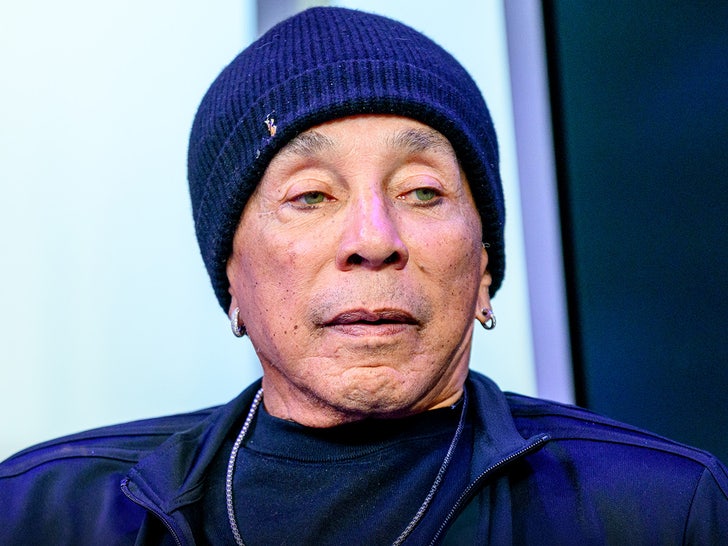 Fifth Woman Files Police Report Against Smokey Robinson for Alleged Sexual Battery