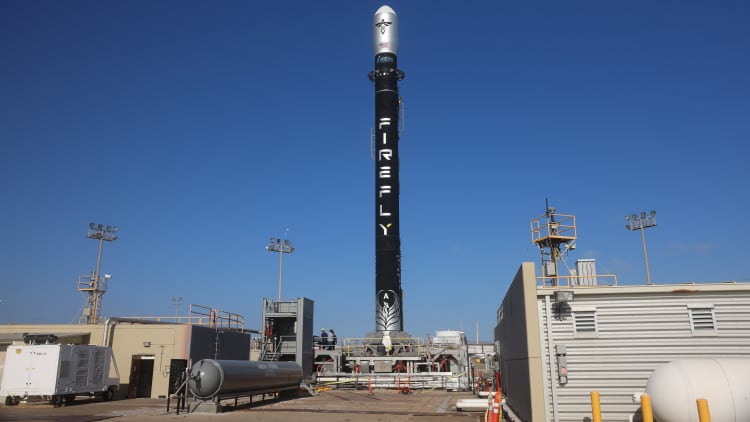 firefly-aerospace-seeks-public-offering-under-ticker-symbol-fly