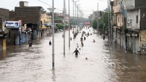 floods-in-pakistan-claim-over-170-lives-half-children