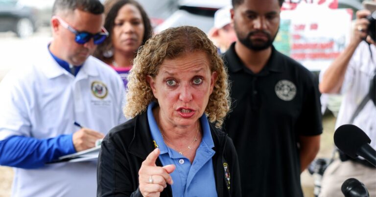 florida-official-critiques-democrats-for-misrepresenting-detention-facility