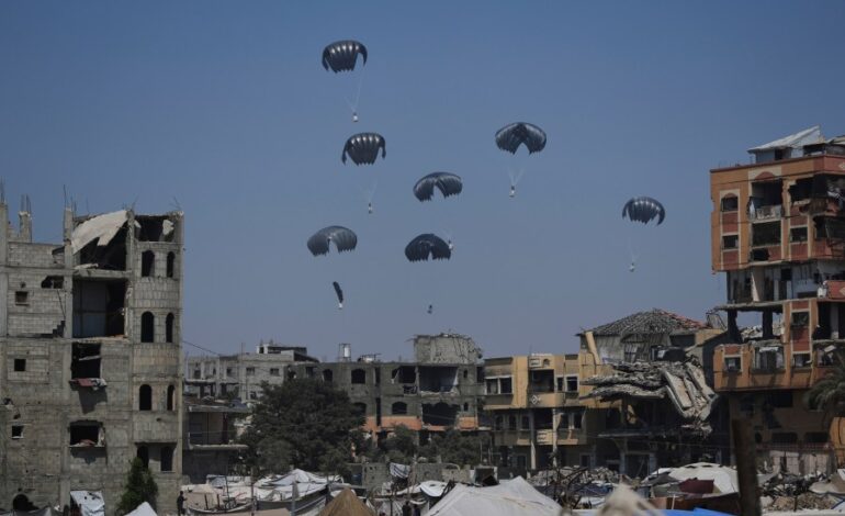 Israeli Airstrikes Claim 34 Lives in Gaza Amid Aid Efforts