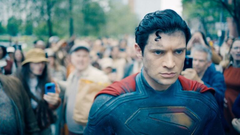 james-gunn-s-superman-soars-with-122-million-opening-weekend