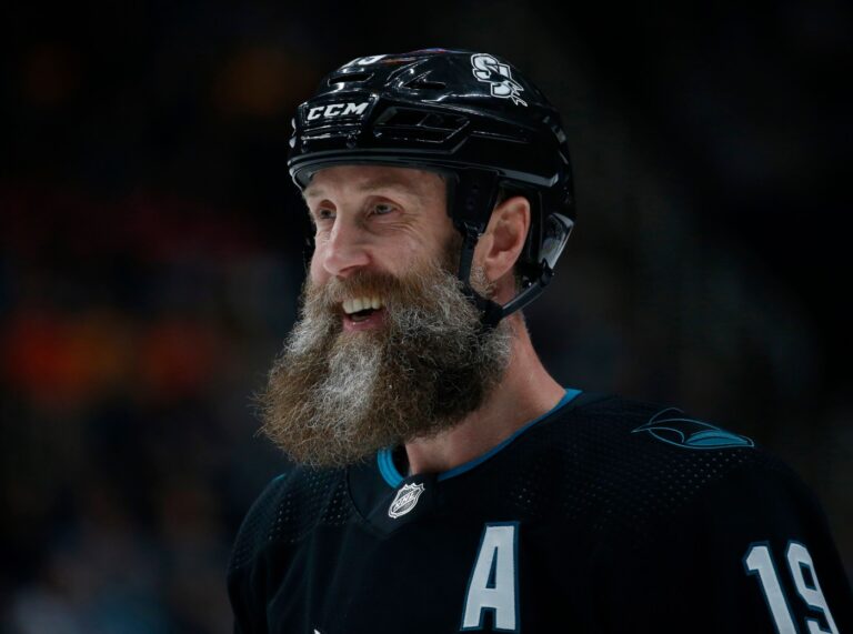 joe-thornton-takes-on-new-role-as-sharks-development-coach