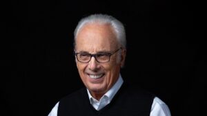 john-macarthur-faces-health-crisis-amid-scandals-and-lawsuits