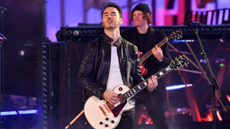 kevin-jonas-reflects-on-near-financial-ruin-after-band-split