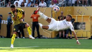 kylian-mbapp-s-bicycle-kick-seals-dramatic-real-madrid-victory-in-club-world-cup