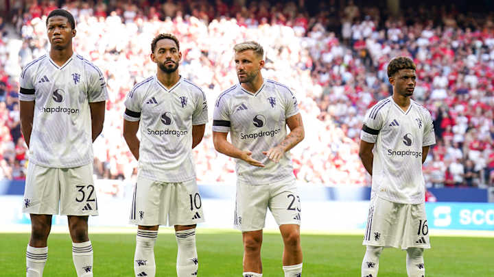 Manchester United Faces West Ham in Premier League Summer Series