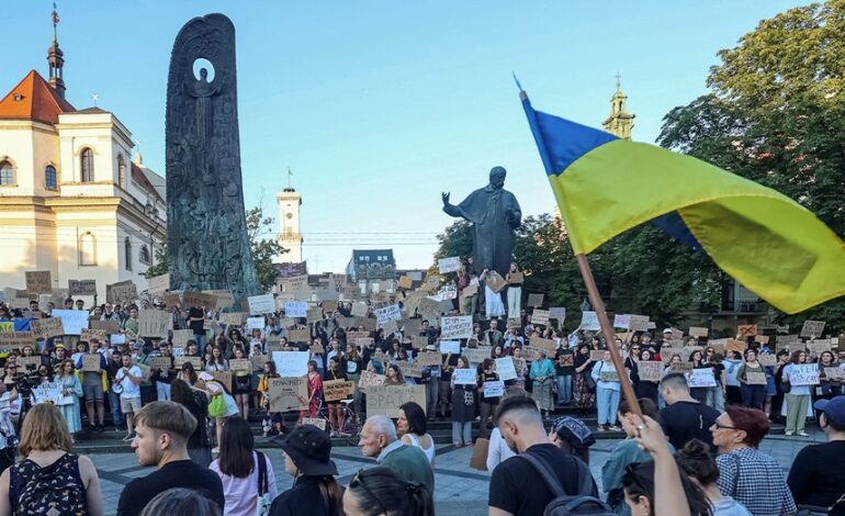 Massive Protests Erupt in Ukraine Over Anti-Corruption Bill