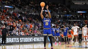 memphis-guard-sincere-parker-s-bail-slashed-to-75-000-in-assault-case