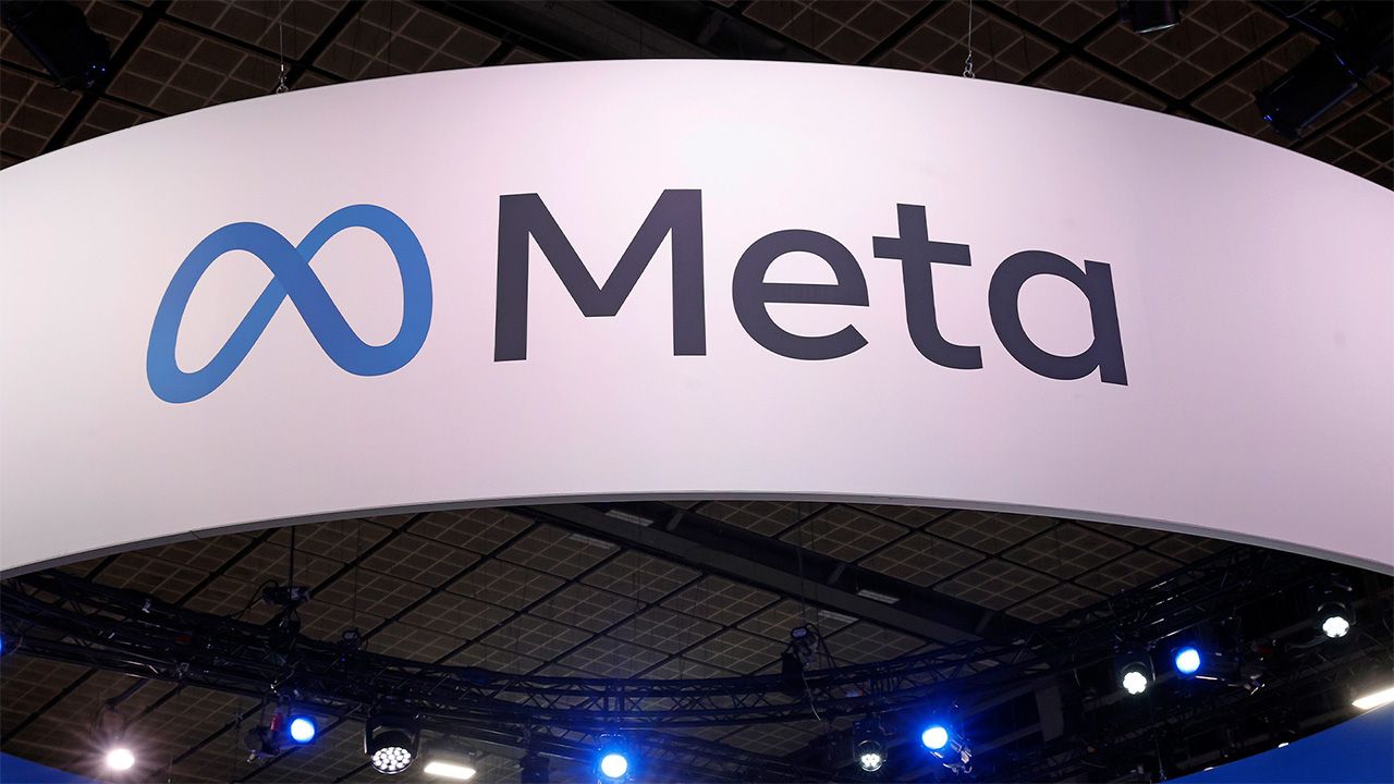 Meta Revives Smartwatch Development with Camera Feature