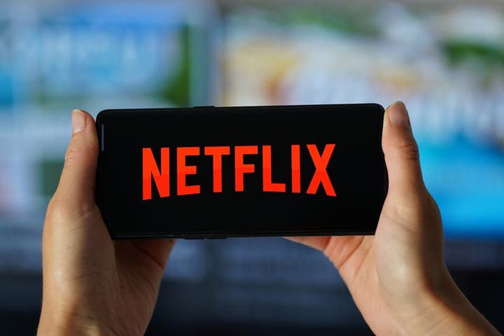 netflix-pursues-youtube-stars-to-enhance-premium-content-offering