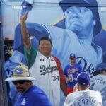 new-mural-honors-fernando-valenzuela-at-dodger-stadium