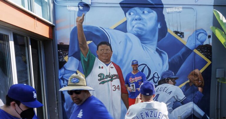 new-mural-honors-fernando-valenzuela-at-dodger-stadium