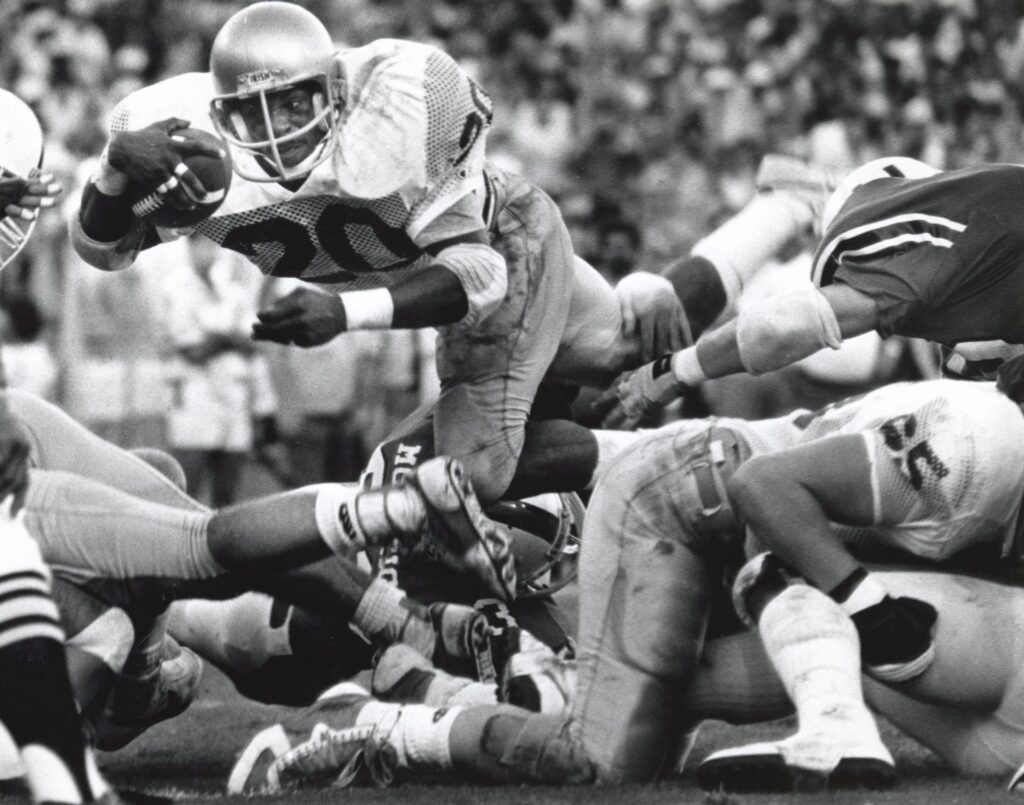 notre-dame-legends-advocate-for-continuation-of-usc-rivalry