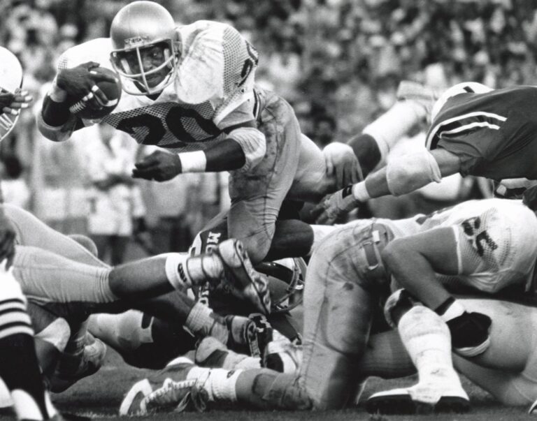 notre-dame-legends-advocate-for-continuation-of-usc-rivalry