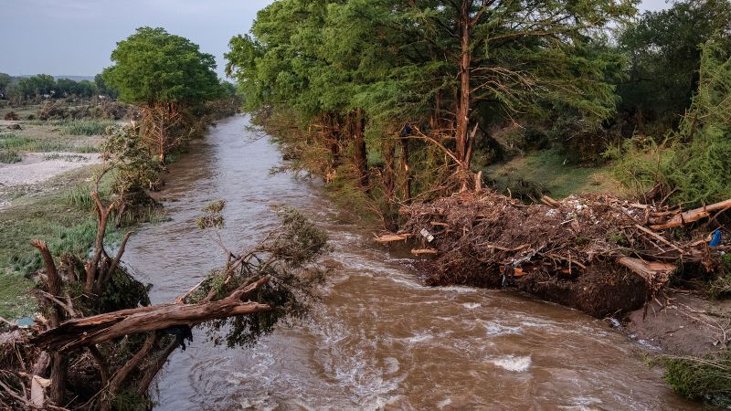 officials-under-scrutiny-for-texas-flood-preparedness-failures