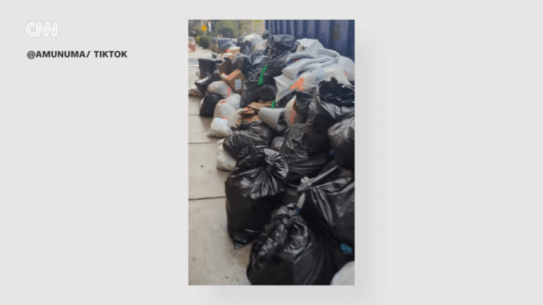 philadelphia-streets-overflow-with-garbage-amid-city-worker-strike