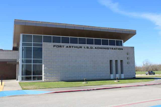Port Arthur Schools Implement Cell Phone Ban Following New Law