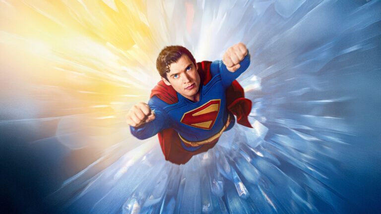 USA . David Corenswet in (C)Warner Bros new film: Superman (2025). 
Plot: Superman must reconcile his alien Kryptonian heritage with his human upbringing as reporter Clark Kent. As the embodiment of truth, justice and the human way he soon finds himself i
