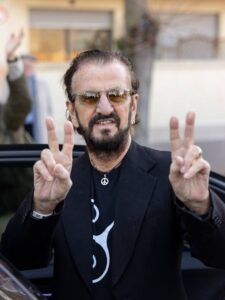 ringo-starr-s-insightful-role-in-sam-mendes-beatles-biopic-series