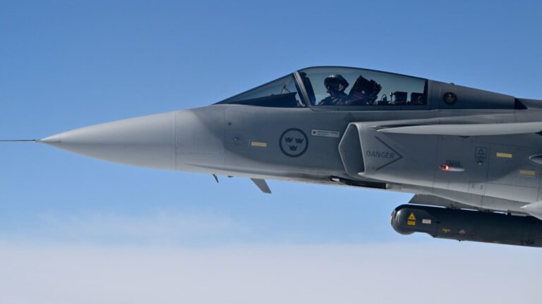 saab-shares-surge-12-on-strong-q2-profit-amid-defense-boost