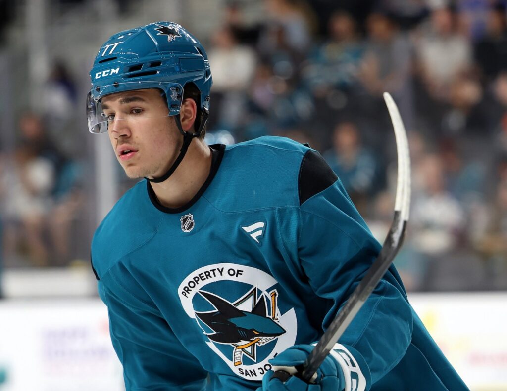 sharks-acquire-ryan-reaves-as-roster-adjustments-continue