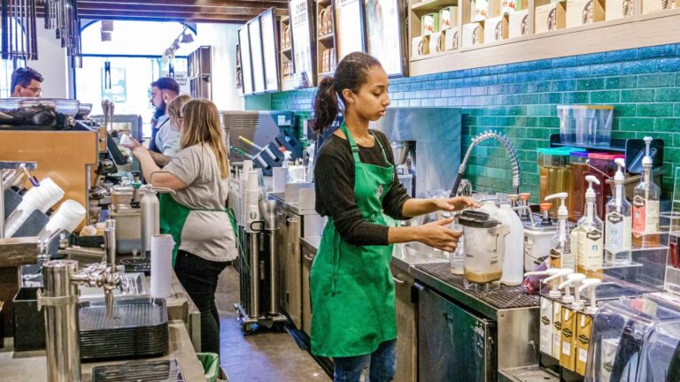 starbucks-reintroduces-double-chocolate-brownie-amid-menu-overhaul